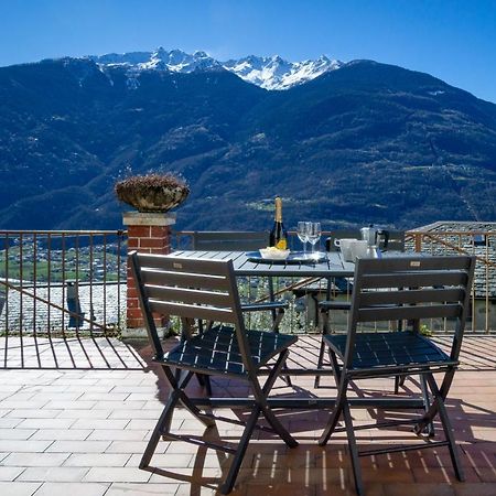 Panoramic Apartment Italian Alps Valtellina Near Sondrio, Tirano Poggiridenti Bagian luar foto