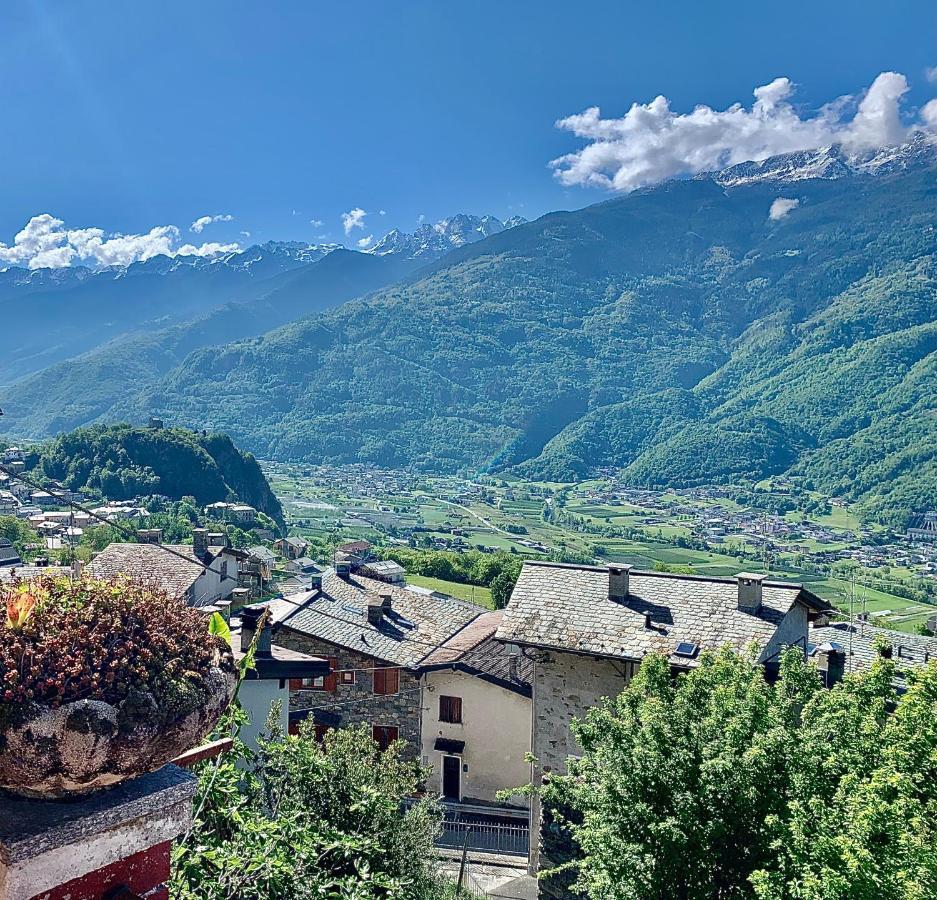 Panoramic Apartment Italian Alps Valtellina Near Sondrio, Tirano Poggiridenti Bagian luar foto