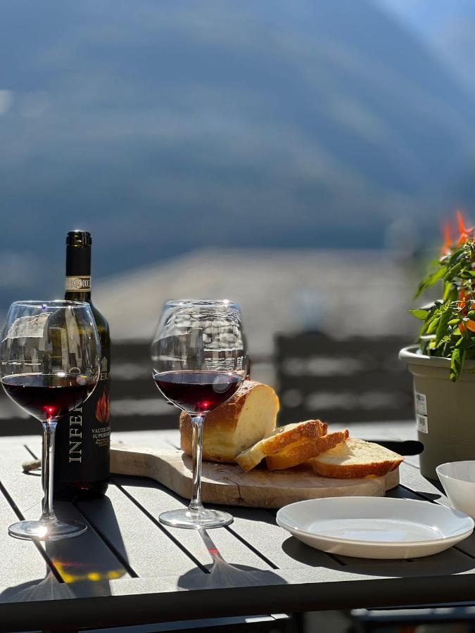 Panoramic Apartment Italian Alps Valtellina Near Sondrio, Tirano Poggiridenti Bagian luar foto
